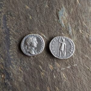 Denar des Traian (98-117 n. Chr.)